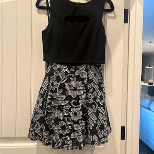 Jodi Kristopher 2 piece skirt and top